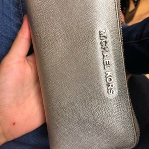 Michael Kors Wallet!!